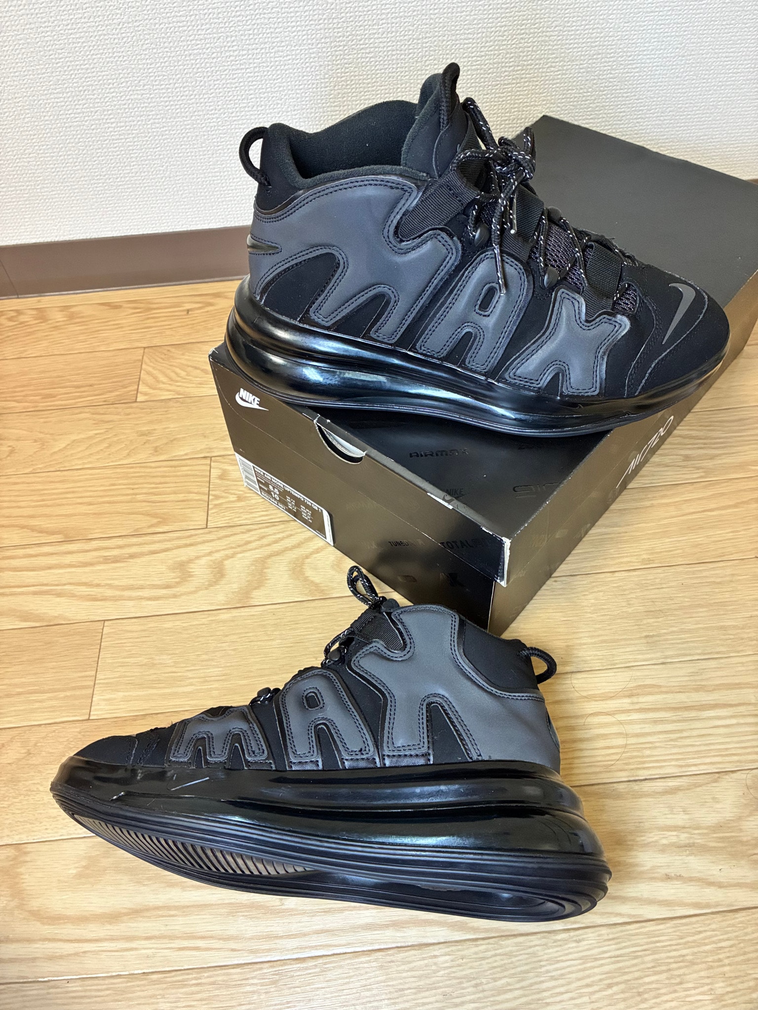 NIKE AIR MORE UPTEMPO 720 BLACK / METALLIC BLACK