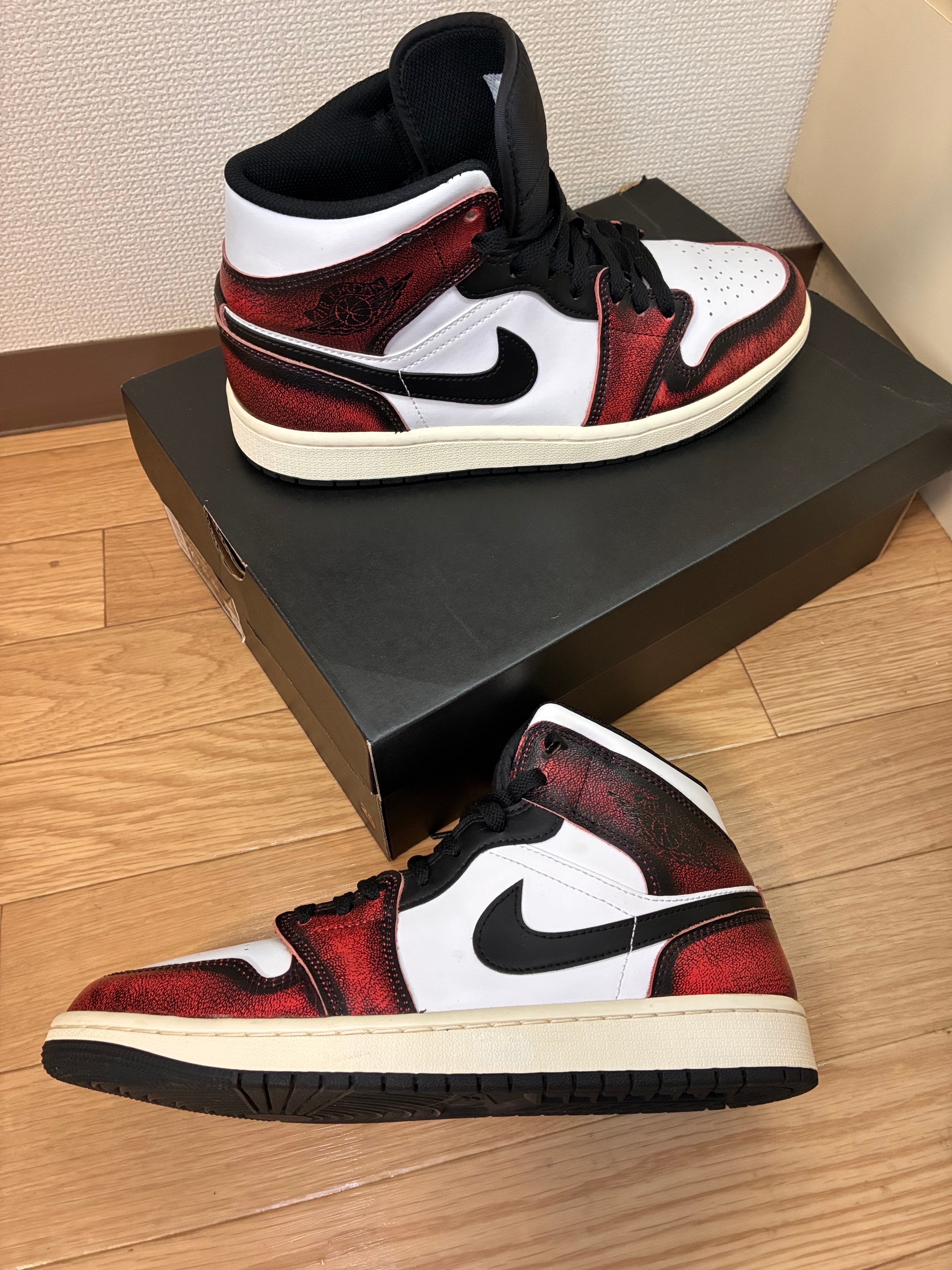 Nike Air Jordan 1 Mid "Wear Away"