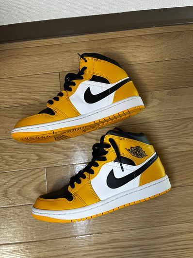 Nike Air Jordan 1 Mid "Taxi"