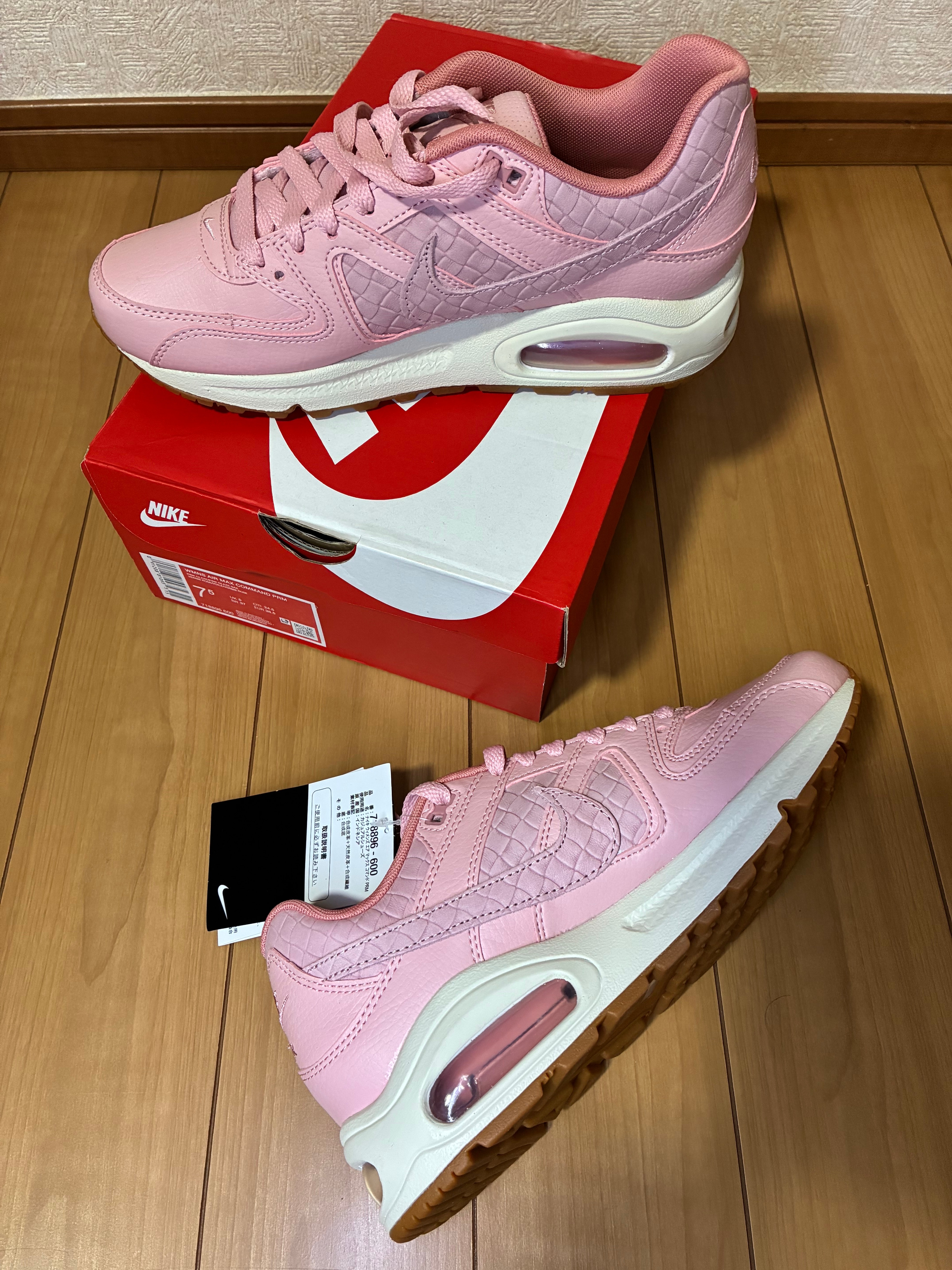 ナイキ ウィメンズ エアマックス コマンド プレミアム "ピンクグレイズ/セイル/レブスターダスト/ピンクグレイズ"