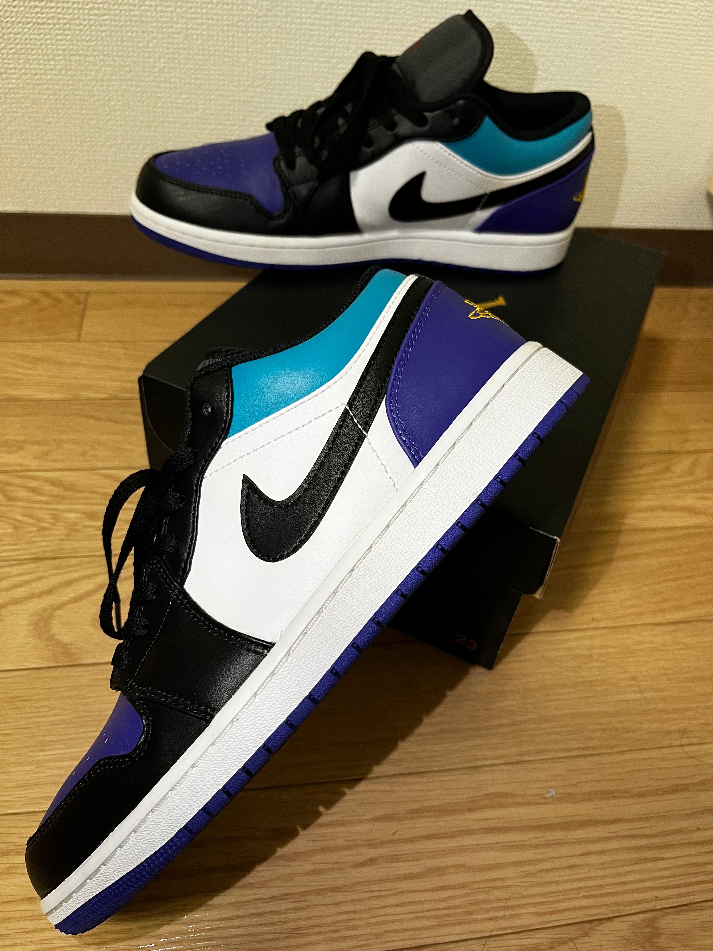 Nike Air Jordan 1 Low "Bright Concord"