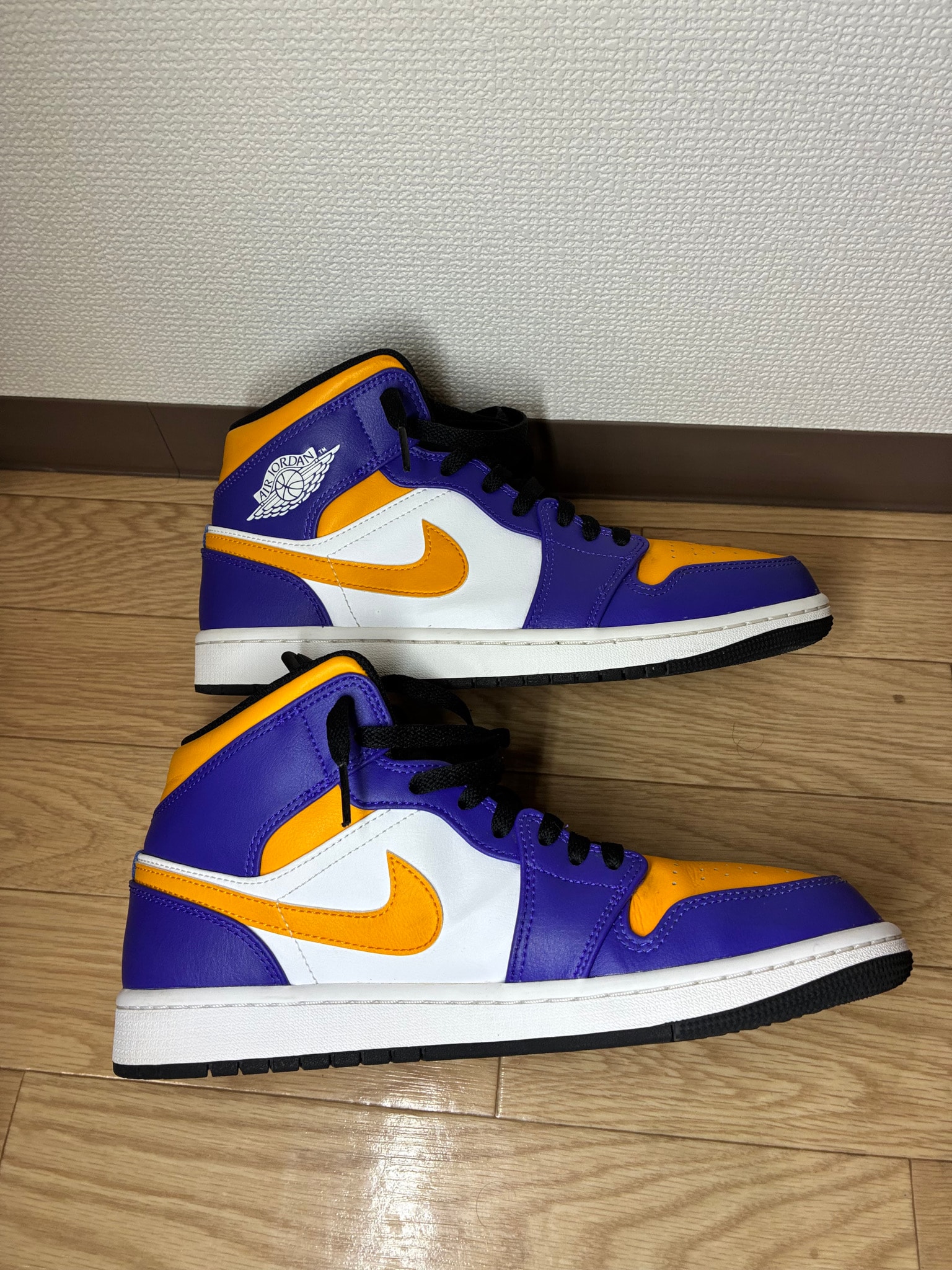 Nike Air Jordan 1 Mid "Lakers"
