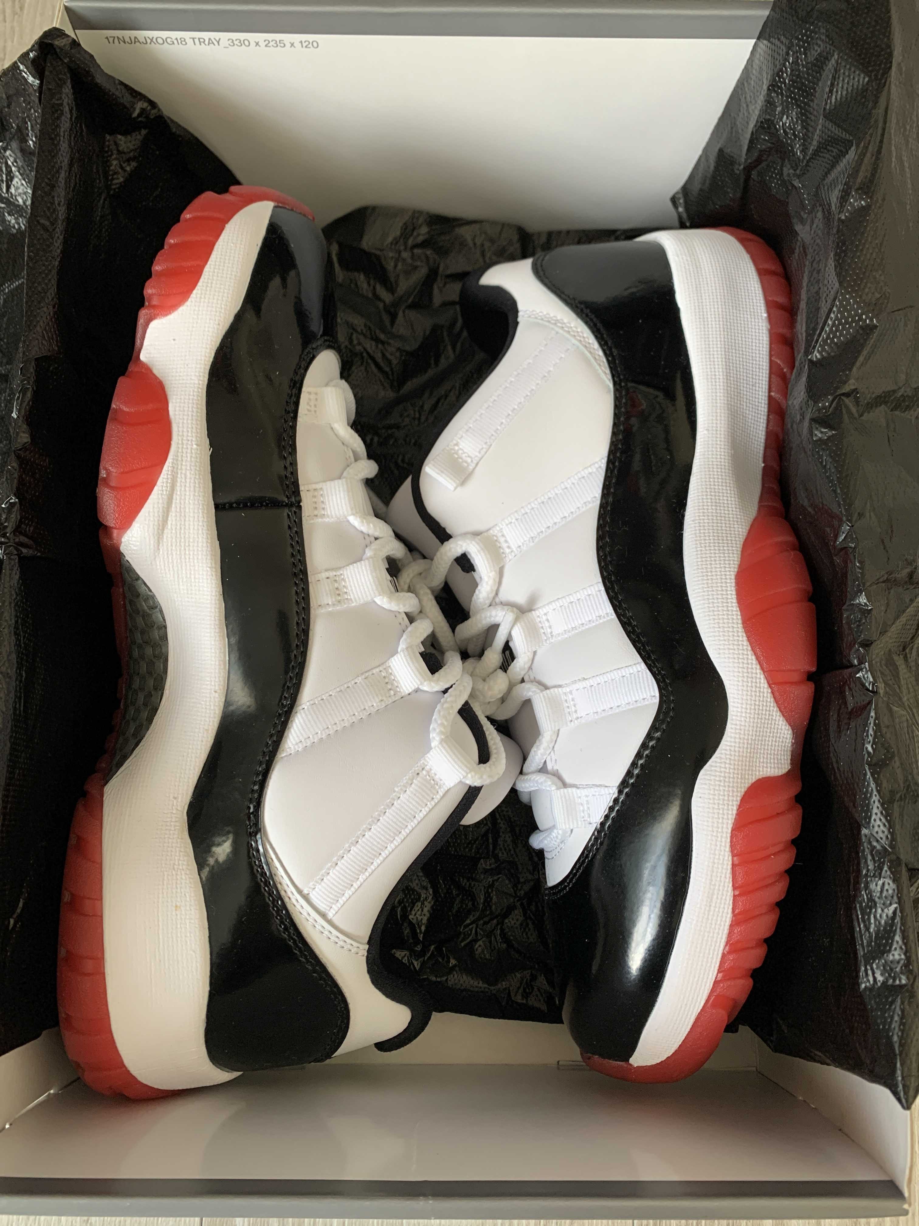 Nike Air Jordan 11 Low "Gym Red"