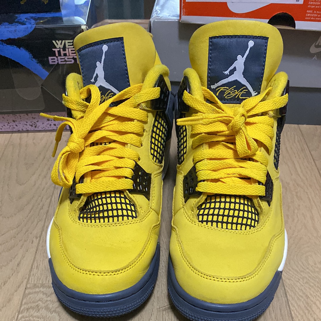 Nike Air Jordan 4 "Tour Yellow"