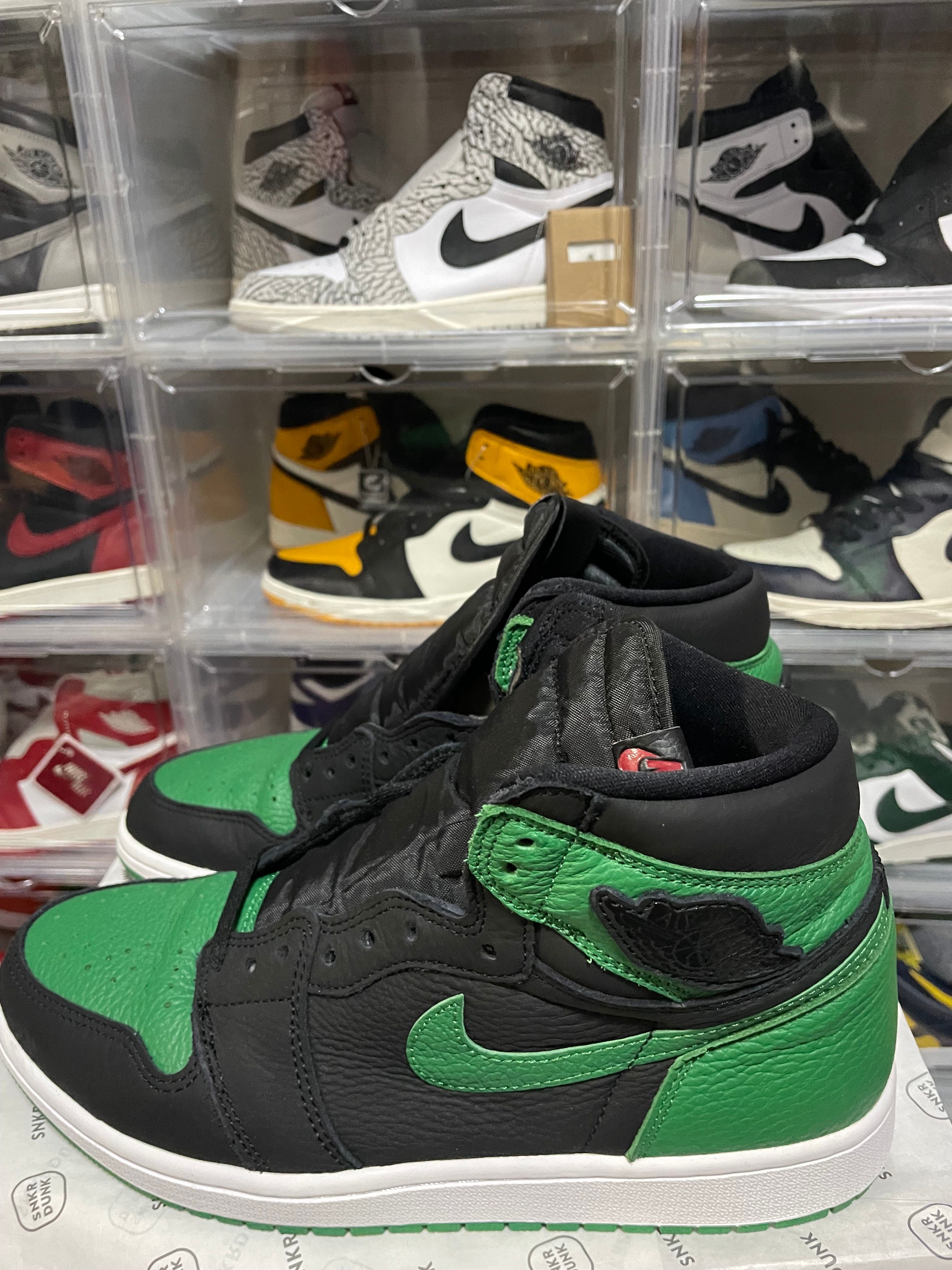 Nike Air Jordan 1 Retro High OG "Black/Pine Green" (2020)