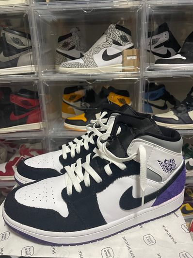 Nike Air Jordan 1 Mid "Purple"