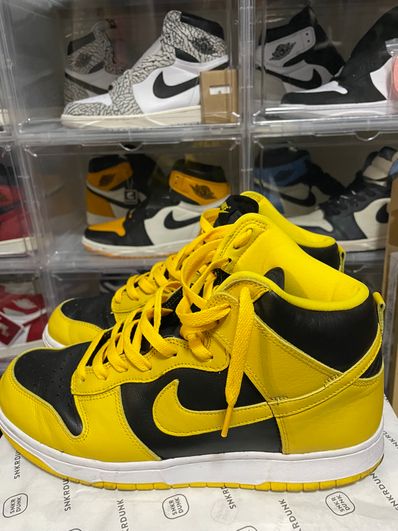 Nike Dunk High "Black/Varsity Maize"