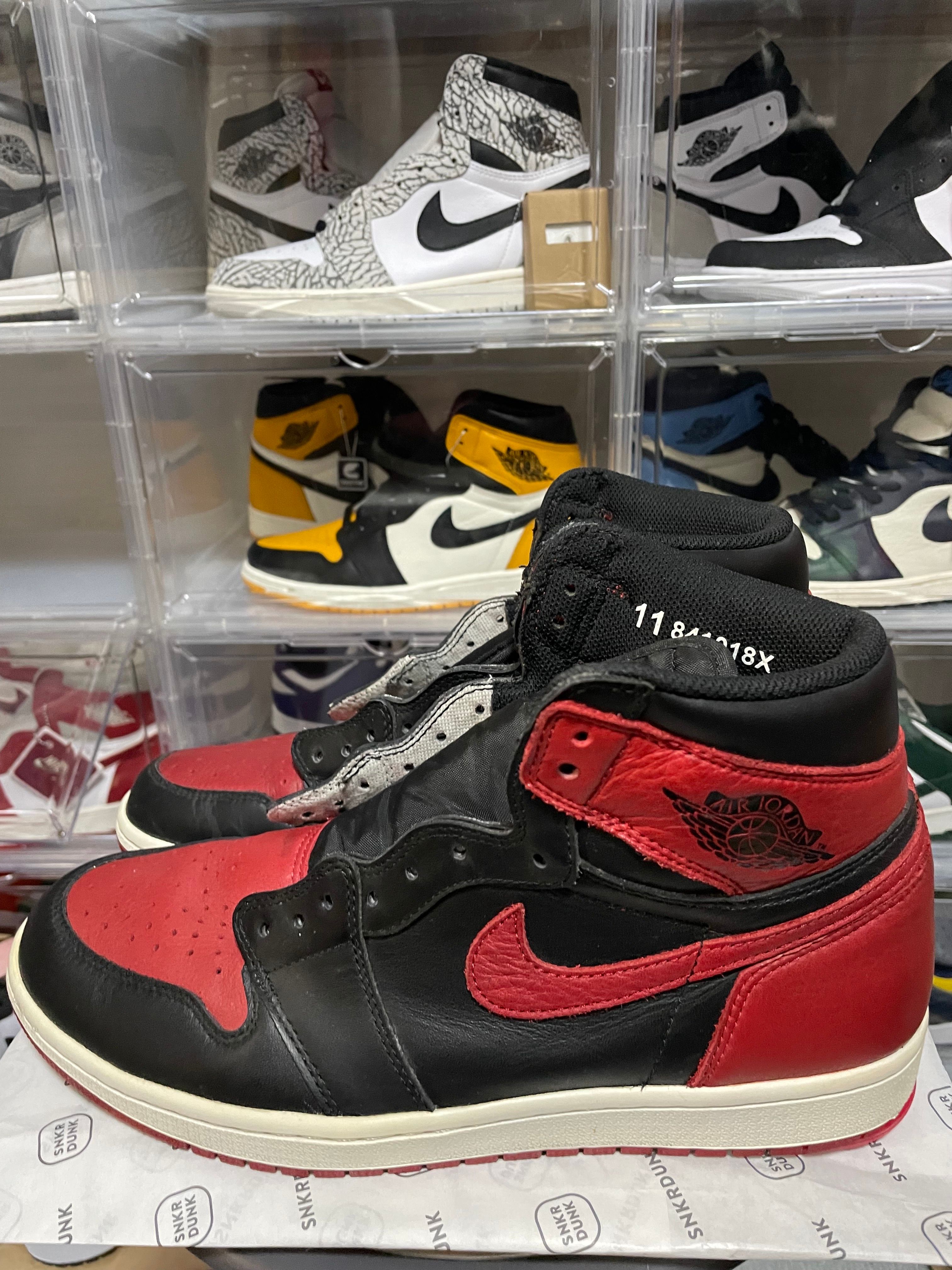 Nike Air Jordan 1 Retro High OG "Bred/Banned" (2016)