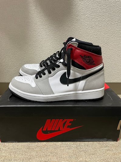 Nike Air Jordan 1 High OG "White/Black/Light Smoke Grey"