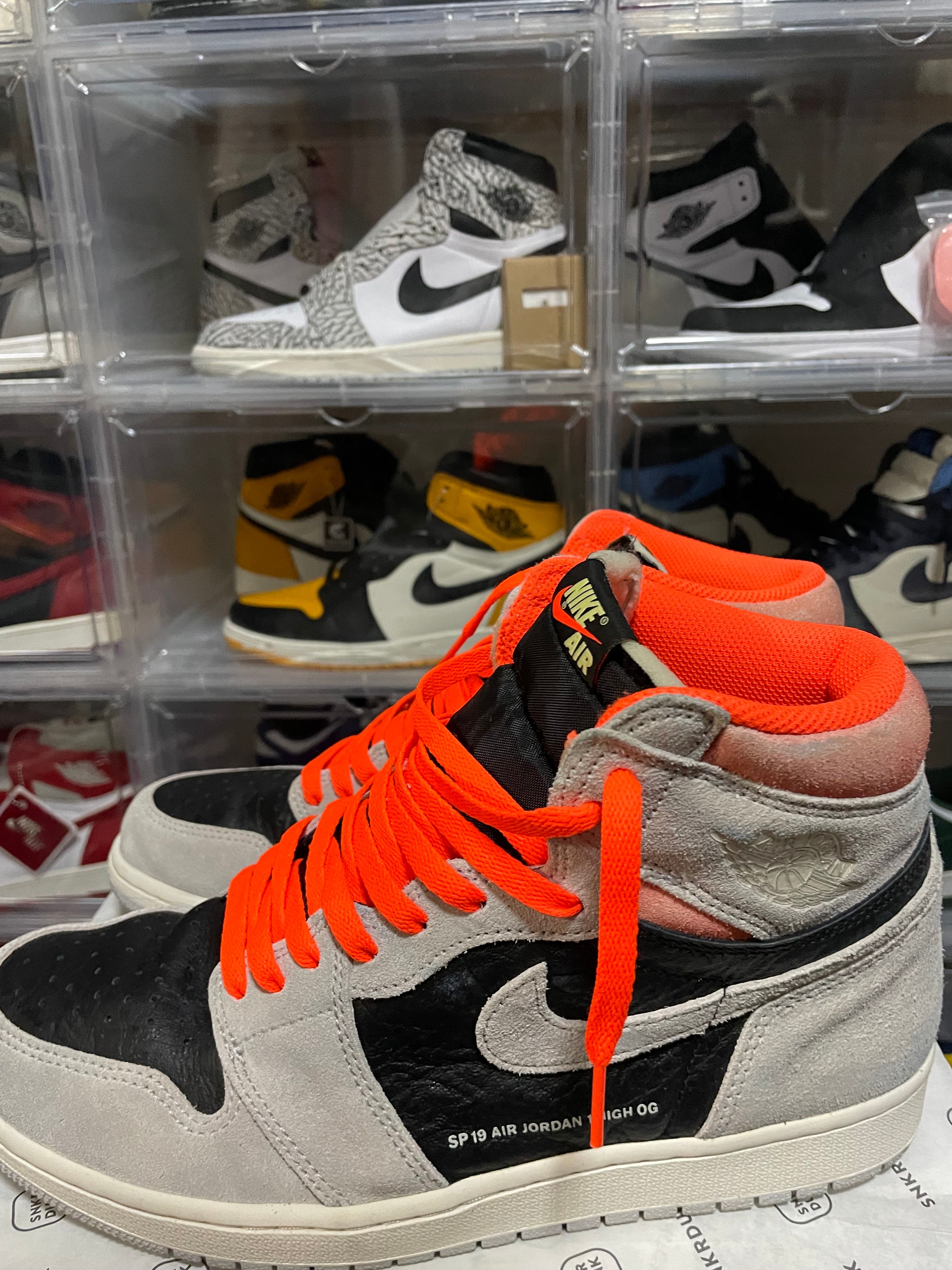 Nike Air Jordan 1 RETRO High OG "Hyper Crimson"