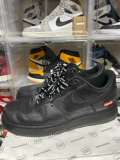 Supreme × Nike Air Force 1 Low "Black"