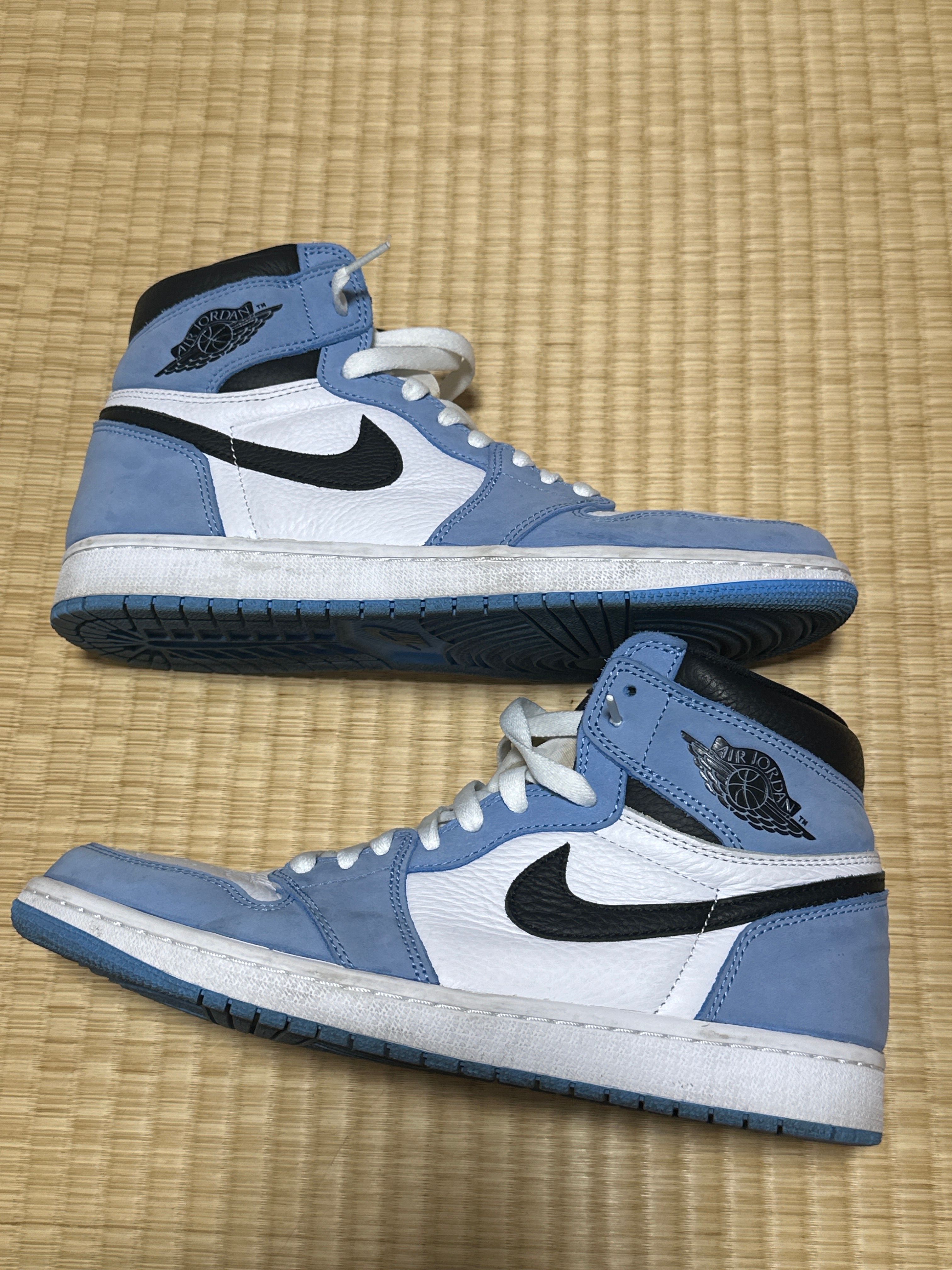 Nike Air Jordan 1 High OG "University Blue"