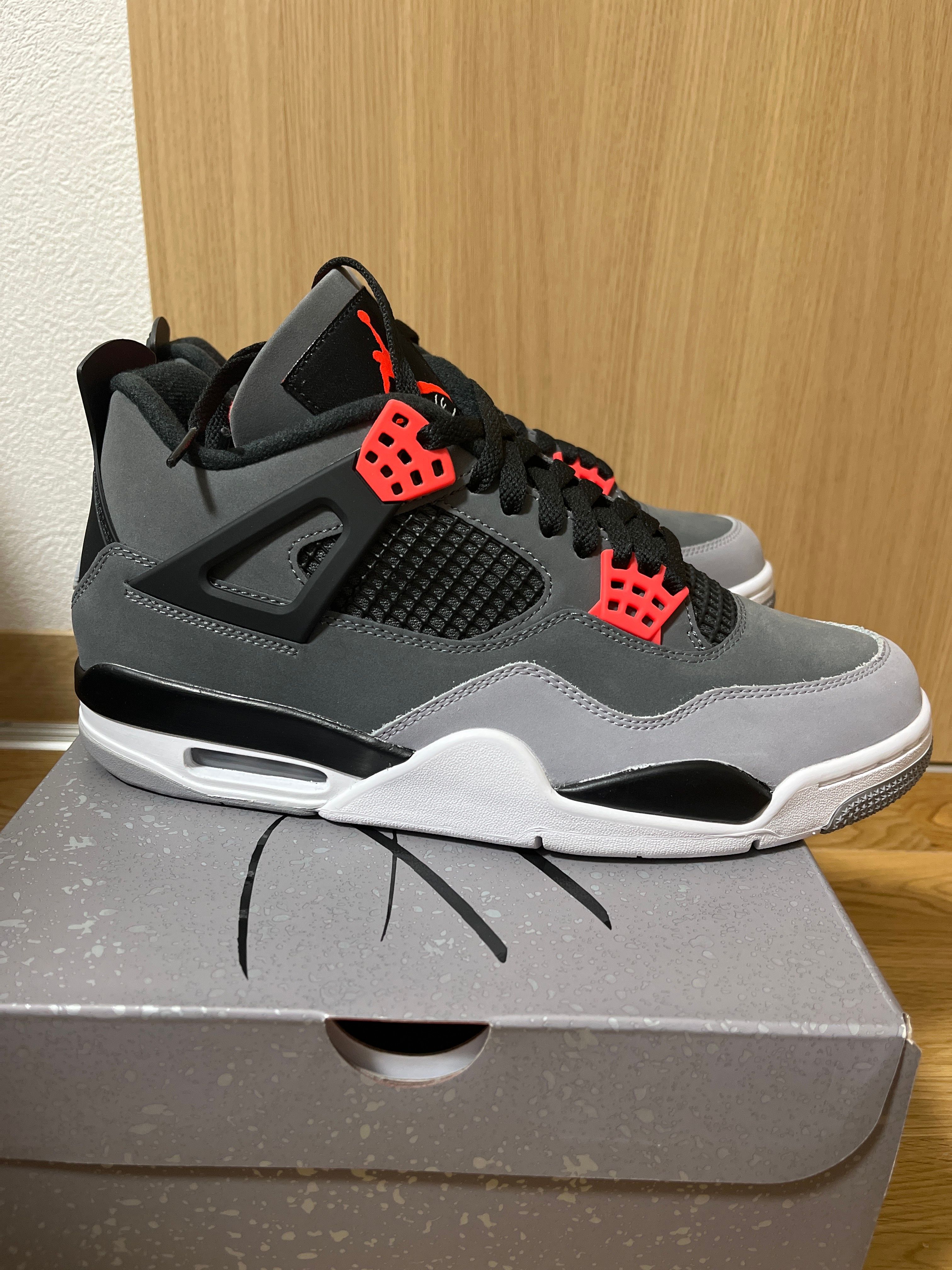 Nike Air Jordan 4 Retro "Infrared 23"