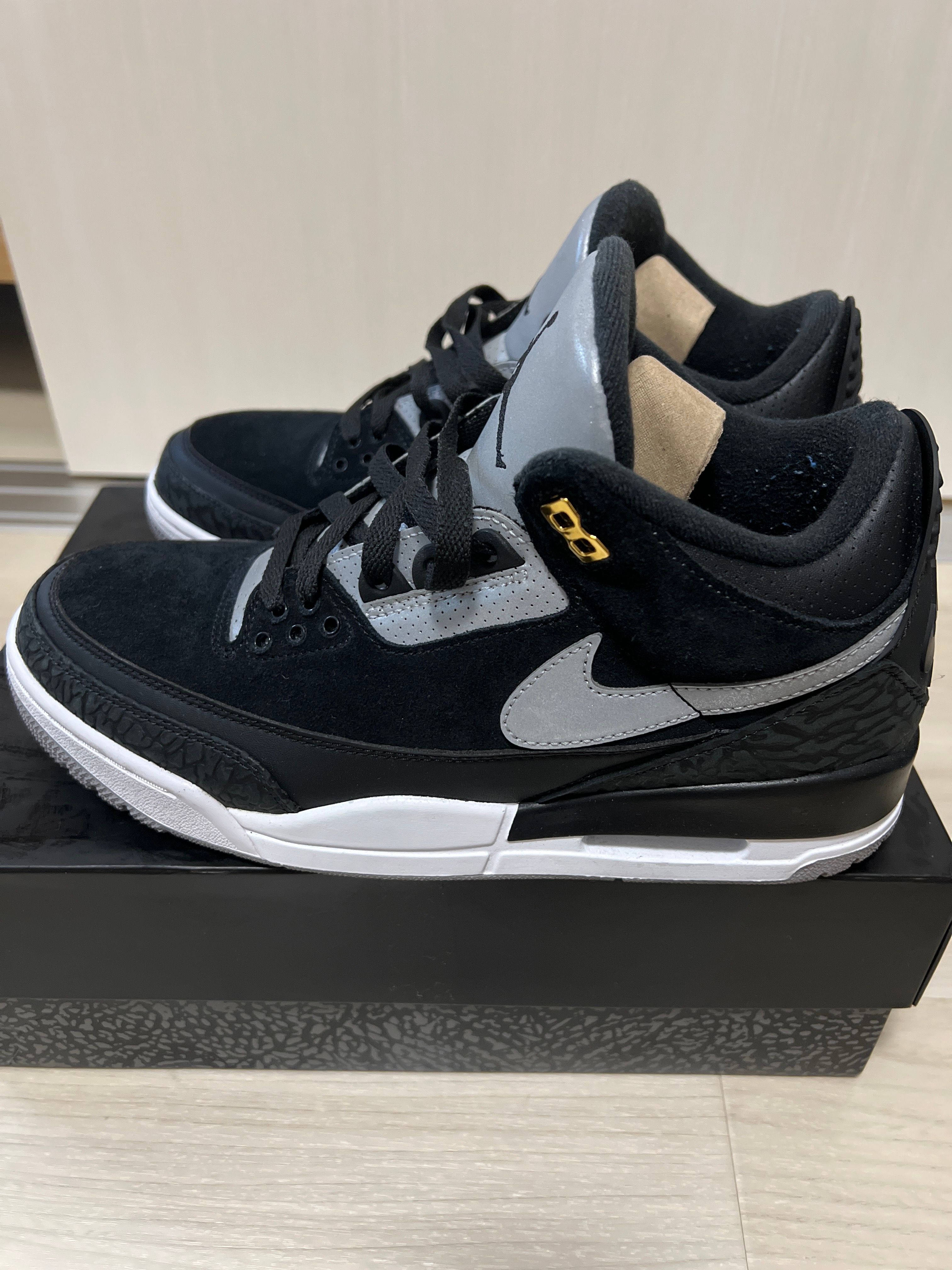 Nike Air Jordan 3 Retro Tinker "Black/Cement Grey"