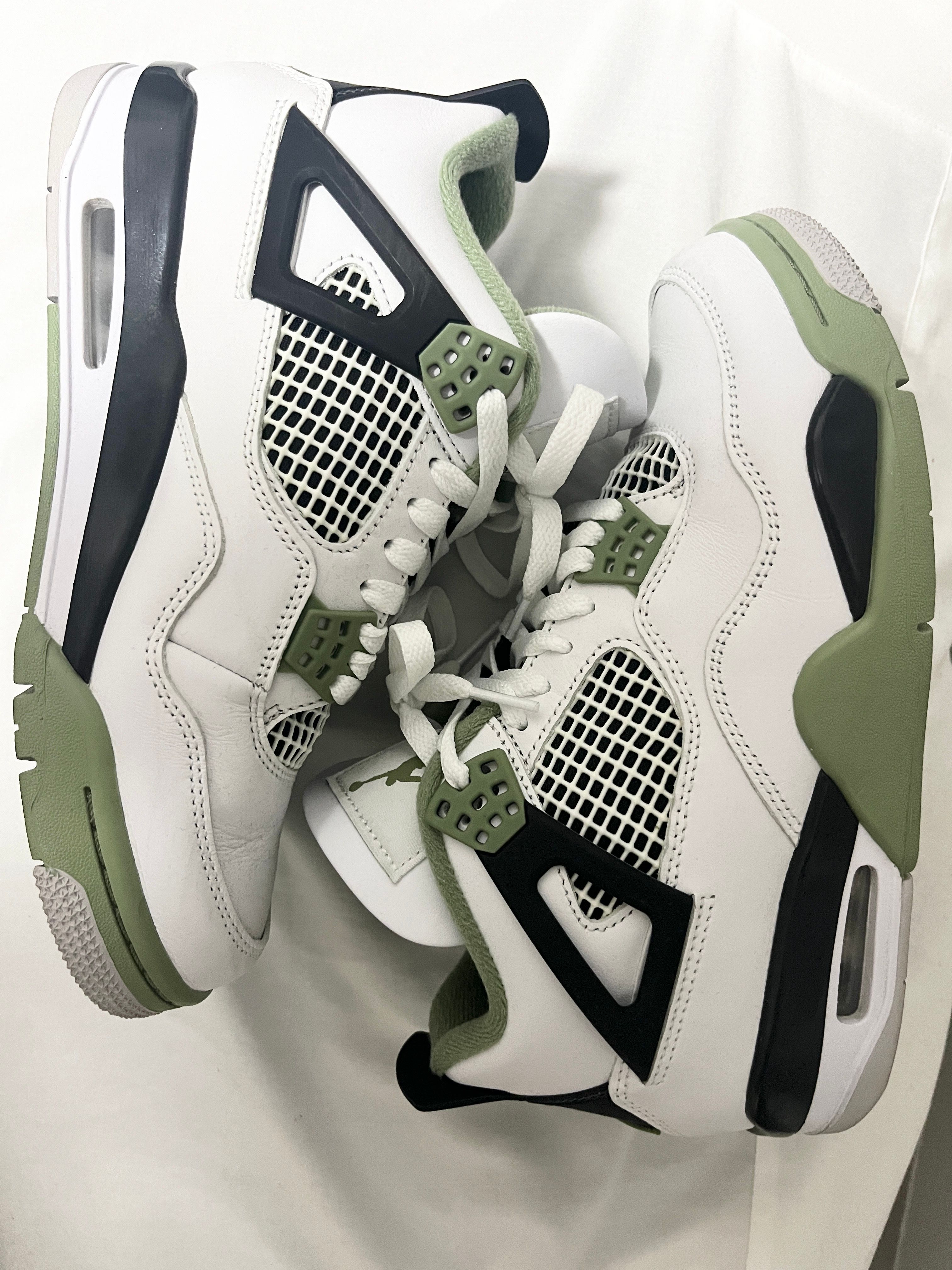 Nike Women's Air Jordan 4 "Oil Green"