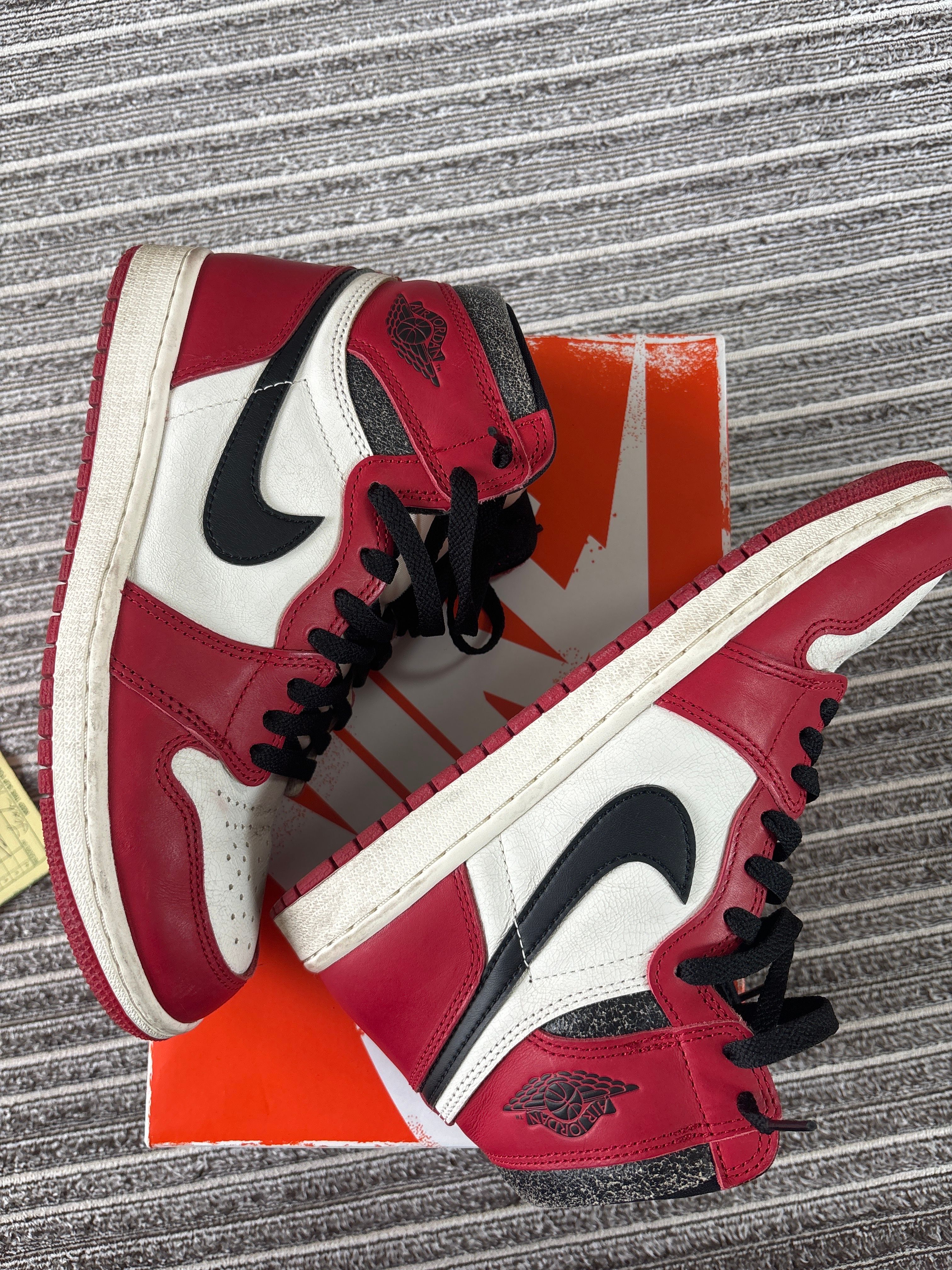 Nike Air Jordan 1 High OG "Lost & Found/Chicago"