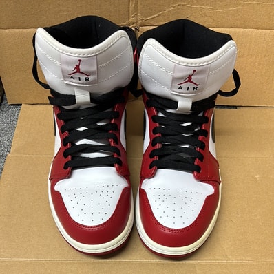 Nike Air Jordan 1 Retro High "Chicago" (2013)