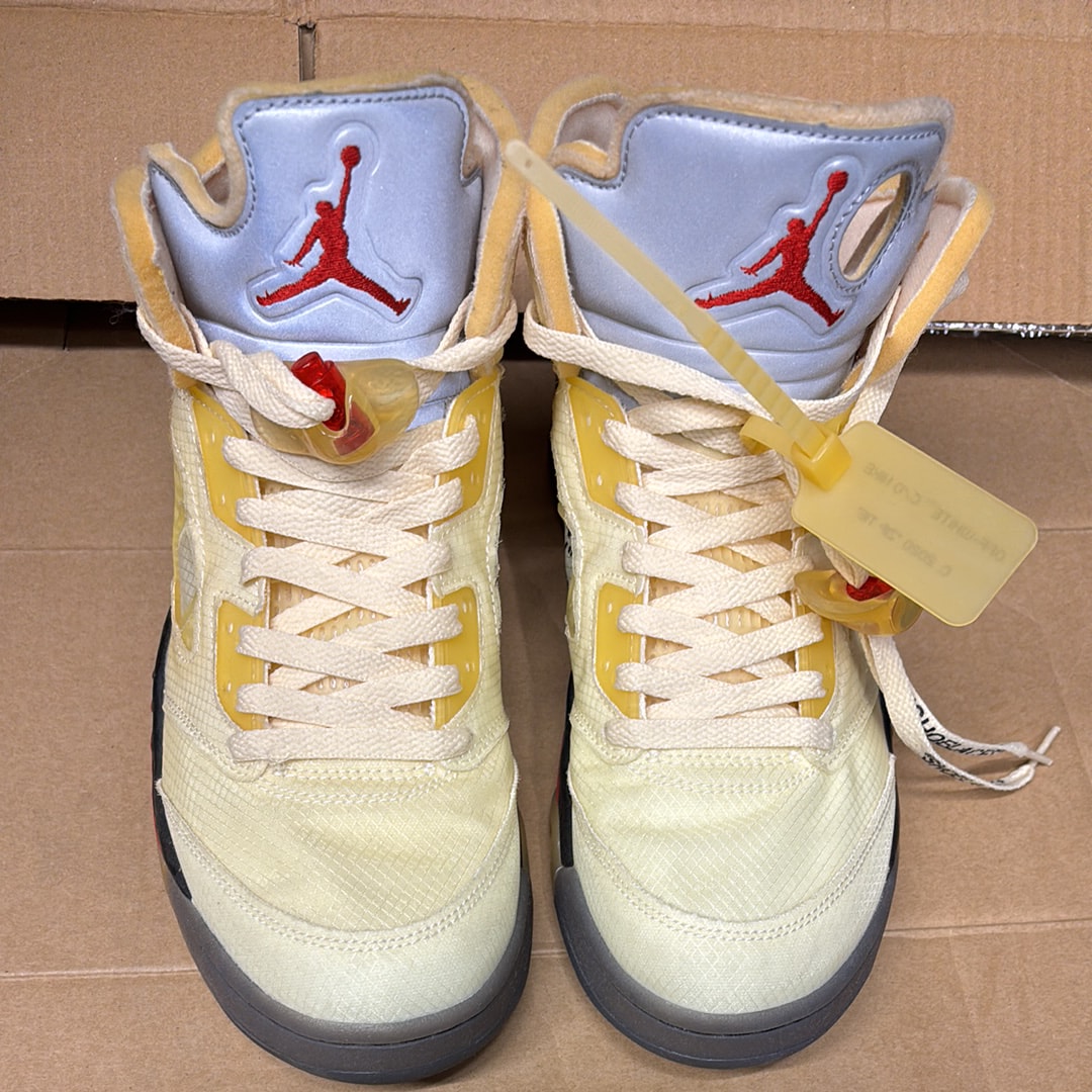 オフホワイト × ナイキ エアジョーダン5 "セイル"