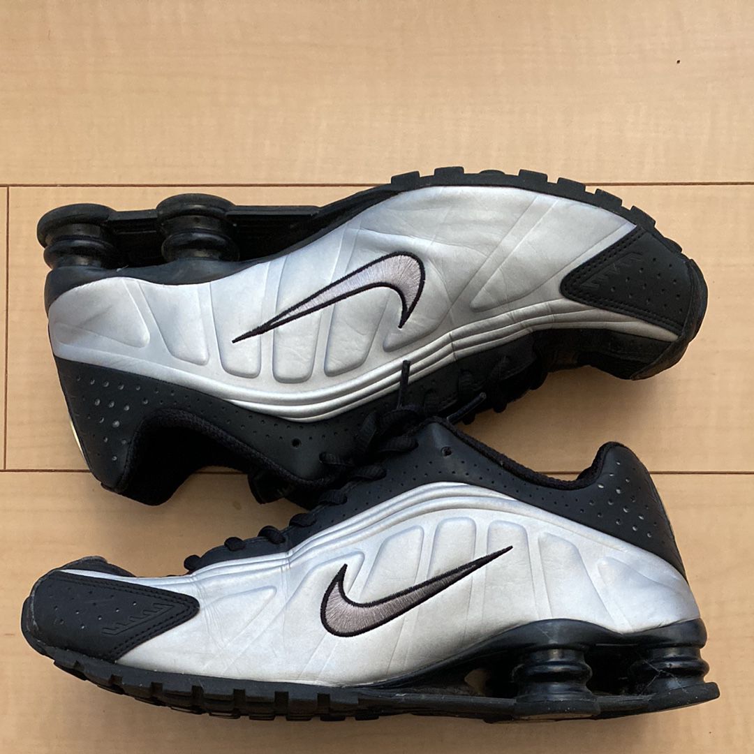 Nike Shox R4 "Black Metallic Silver"