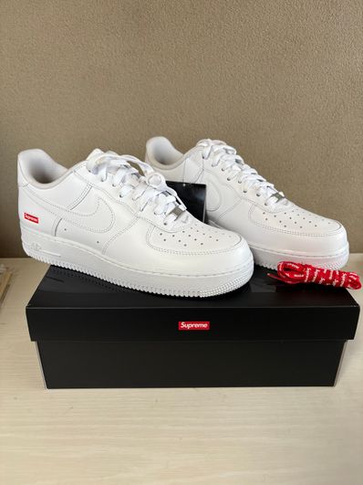 Supreme × Nike Air Force 1 Low "White"
