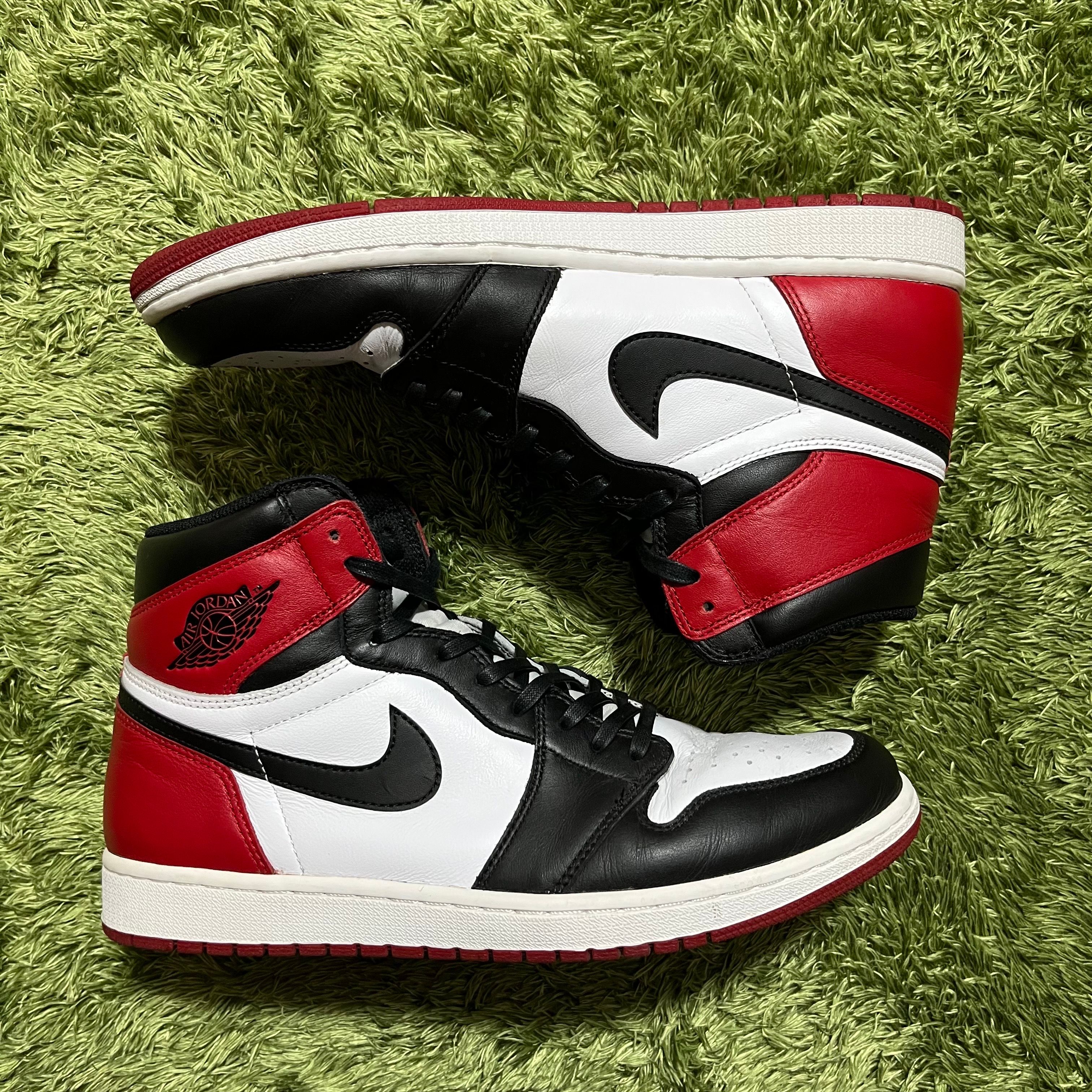 Nike Air Jordan 1 Retro High OG "Black Toe"(2016)