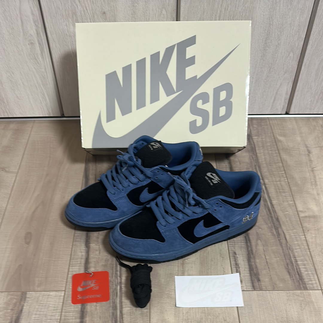 Supreme × Nike SB Dunk Low "Ocean Fog" (North America Exclusive) (25FW Week2)