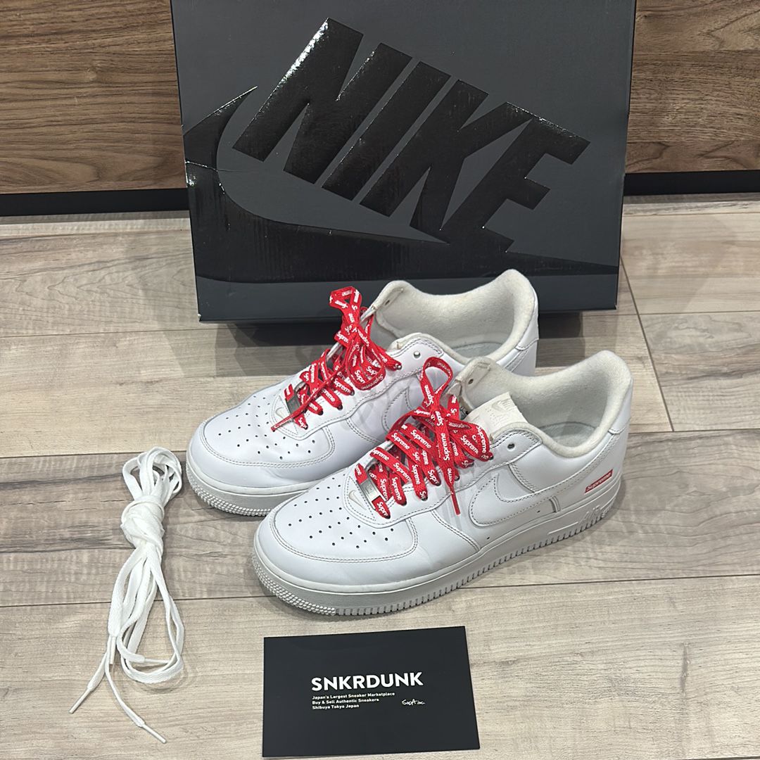 Supreme NIKE Air Force 1 black 28cm 極美品 Supreme x Nike Air Force 1 Mid SP “Black” & “White”が24FW