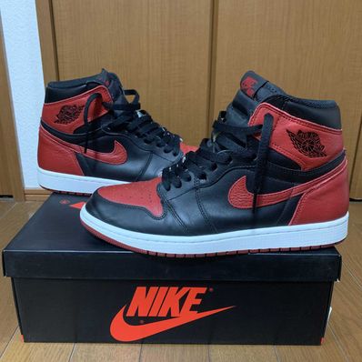 Nike Air Jordan 1 Retro High OG "Bred/Banned" (2016)