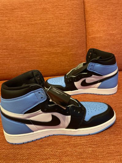Nike Air Jordan 1 Retro High OG "University Blue/UNC Toe"