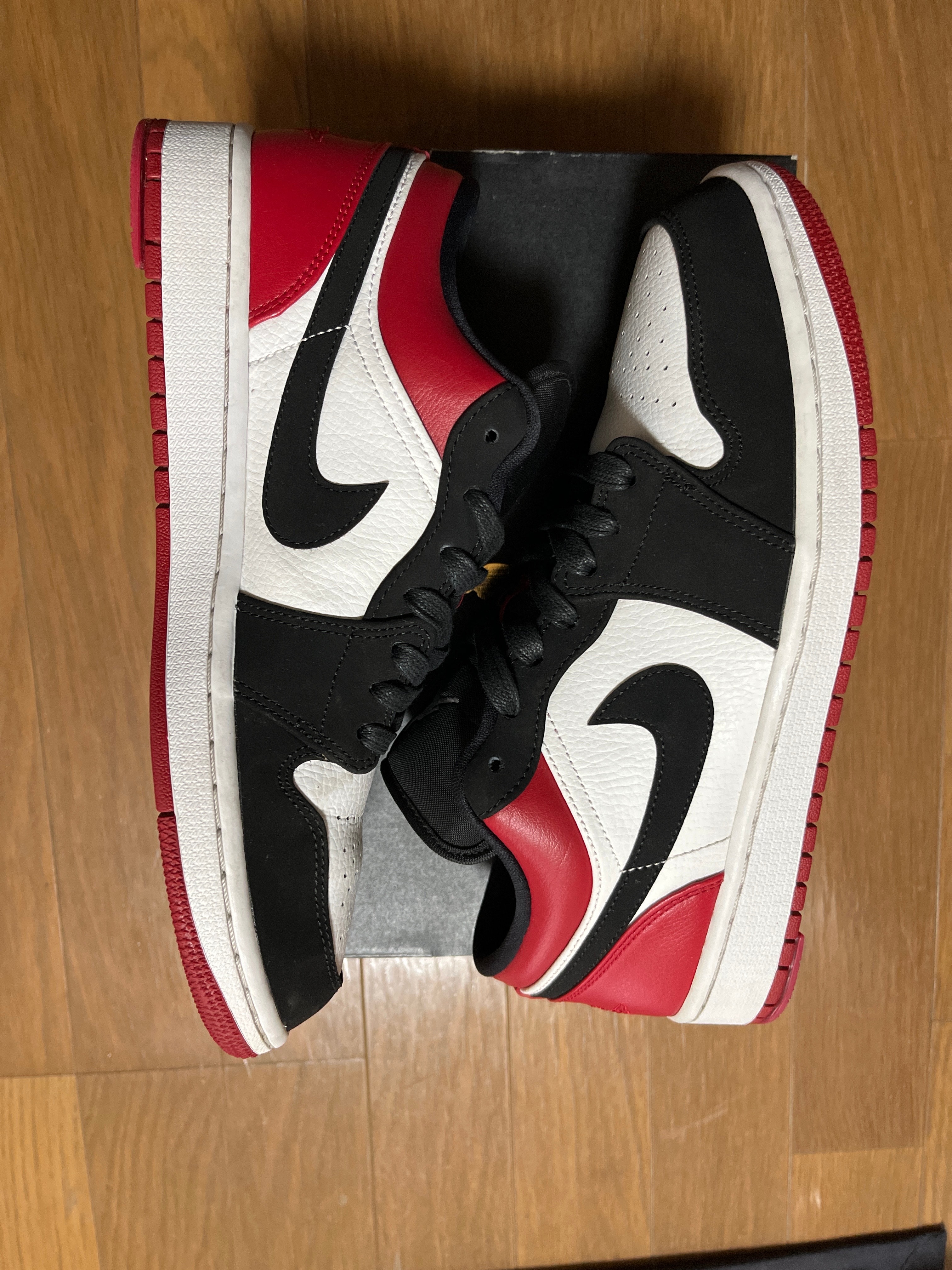 Nike Air Jordan 1 Low "Black Toe"
