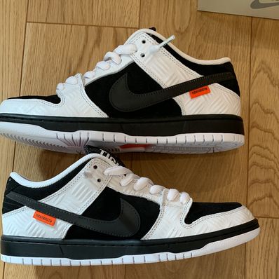 TIGHTBOOTH × Nike SB Dunk Low Pro QS "Black and White"