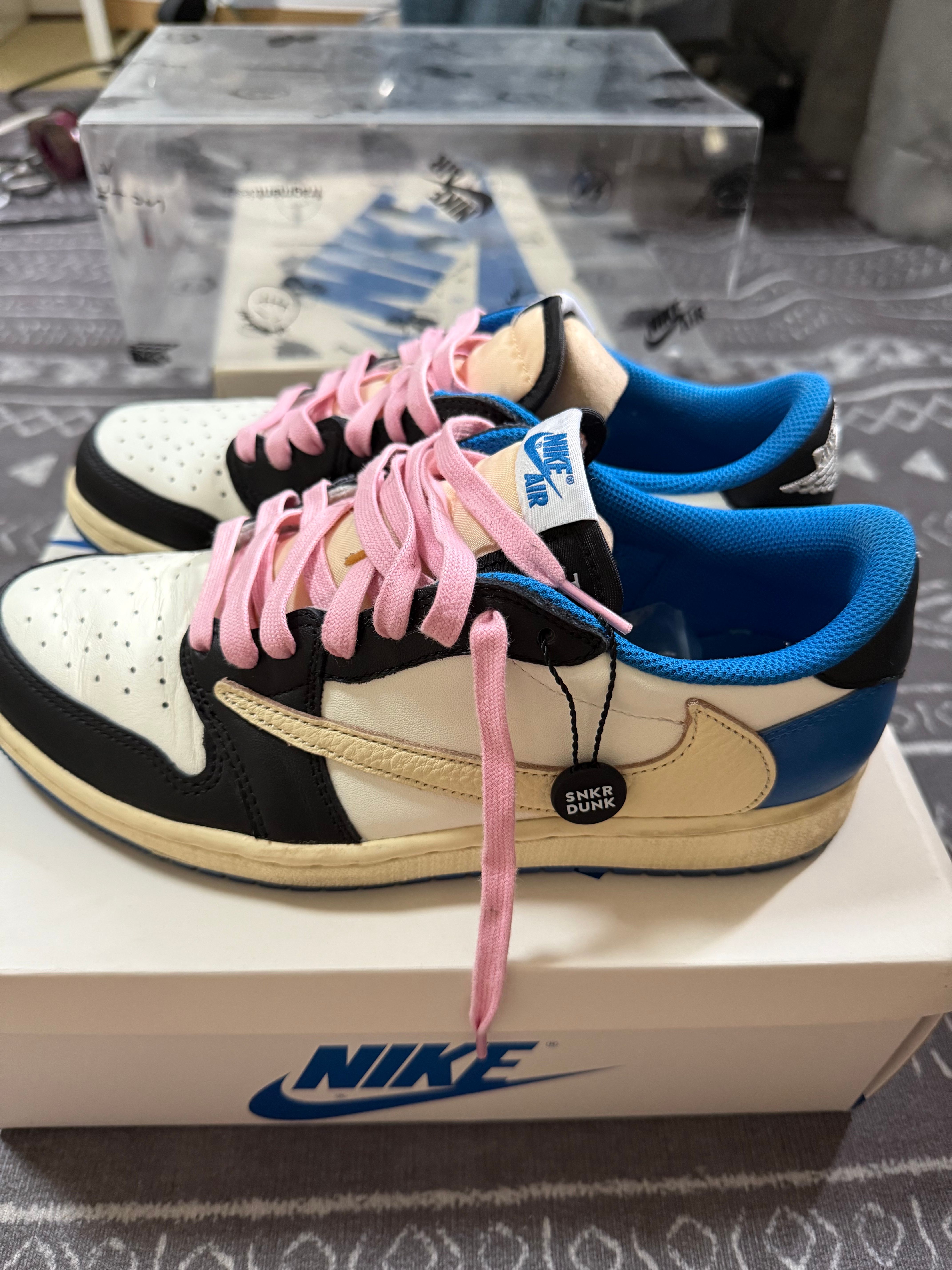 Travis Scott × fragment design × Nike Air Jordan 1 Low OG SP "Military Blue"