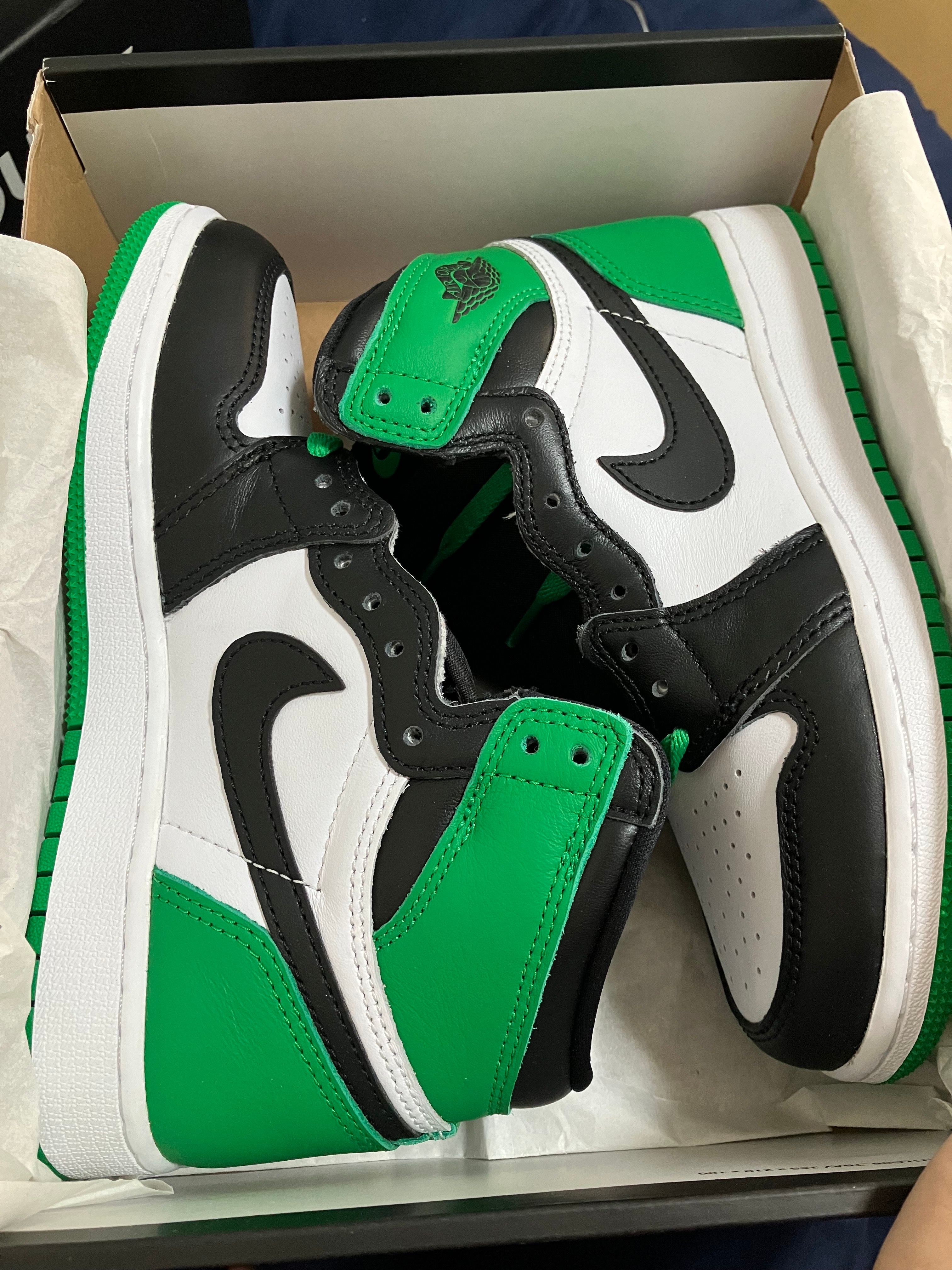 Nike GS Air Jordan 1 Retro High OG "Celtics/Black and Lucky Green" (2023)