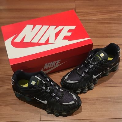 Nike Women's Shox TL "Black and Metallic Silver"