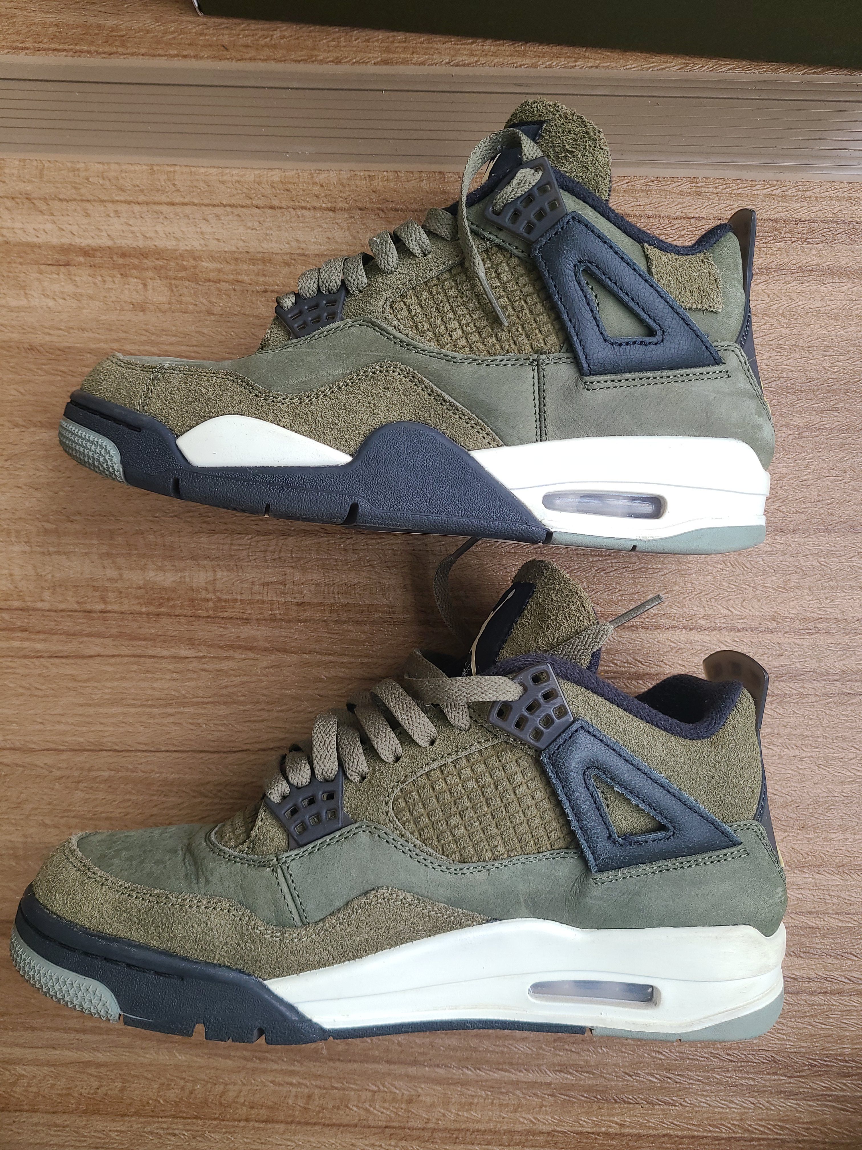 Nike Air Jordan 4 Retro SE Craft "Olive"