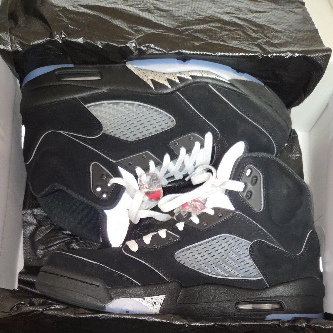 Nike Air Jordan 5 Retro OG "Black Metallic Reimagined"