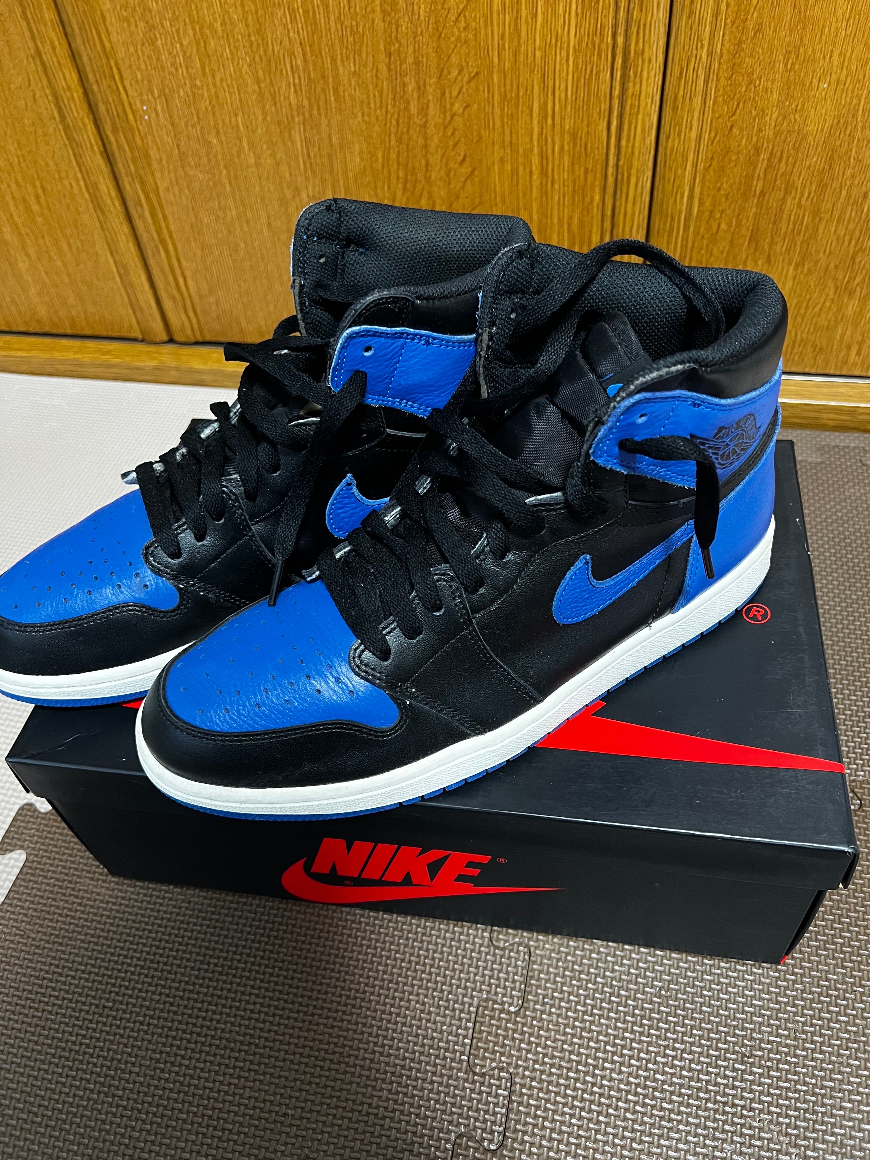 Nike Air Jordan 1 Retro High OG "Royal" (2017)