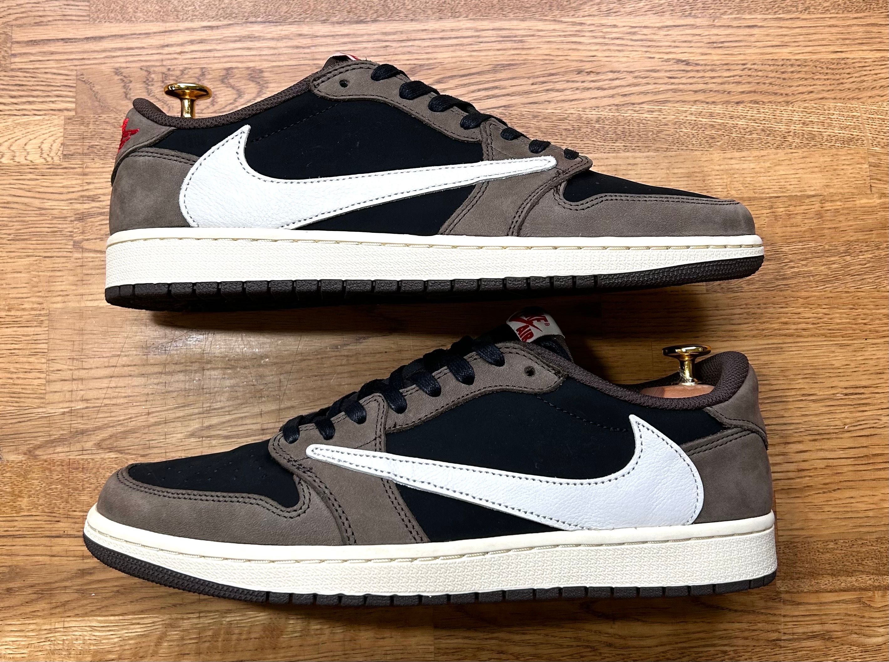 Travis Scott × Nike Air Jordan 1 Low OG SP-T "Black/Dark Mocha"