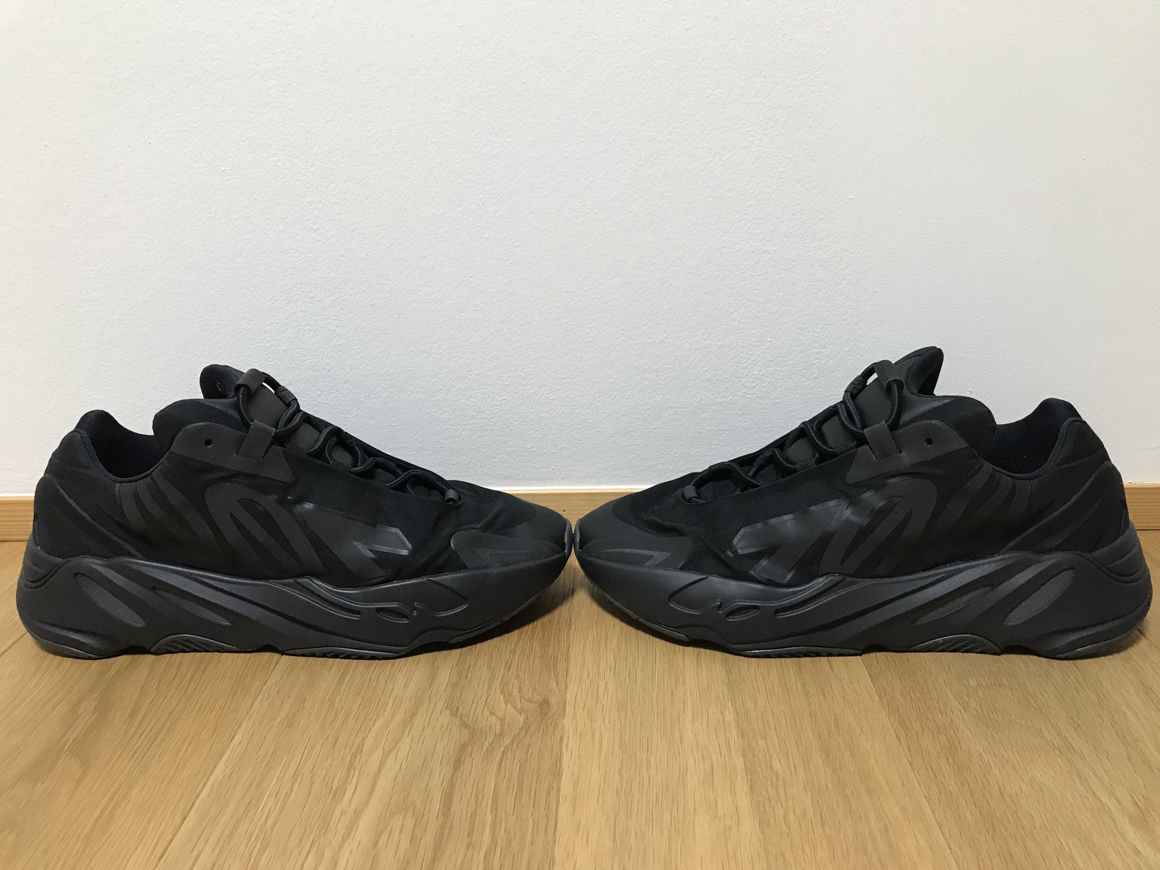 adidas YEEZY Boost 700 MNVN "Black"