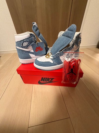 Nike Women's Air Jordan 1 High OG "Denim"