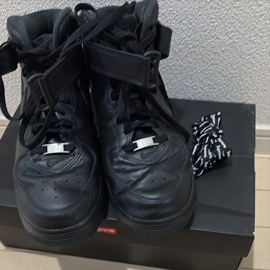 Supreme × Nike Air Force 1 Mid "Black" FW24