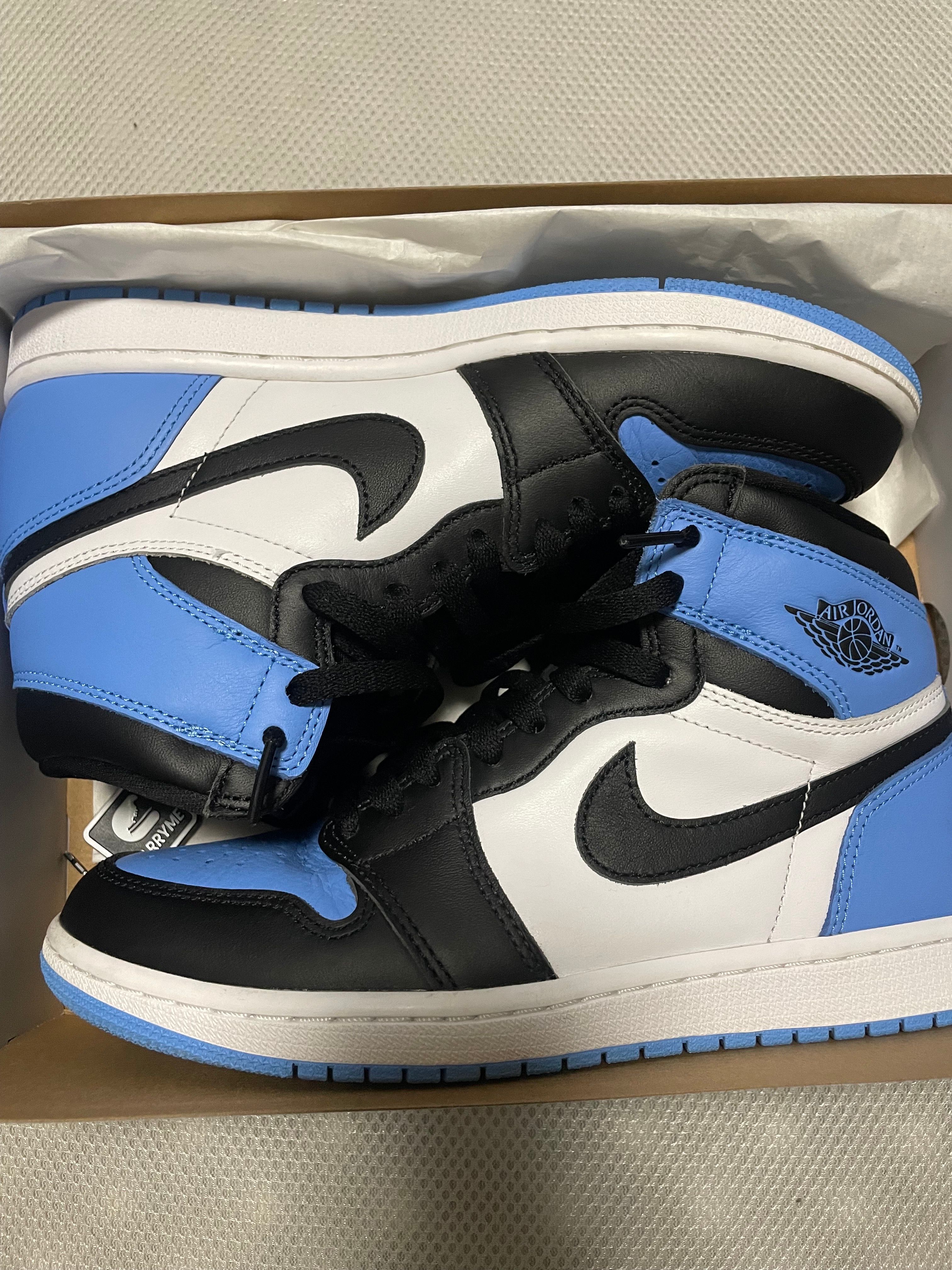 Nike Air Jordan 1 Retro High OG "University Blue/UNC Toe"