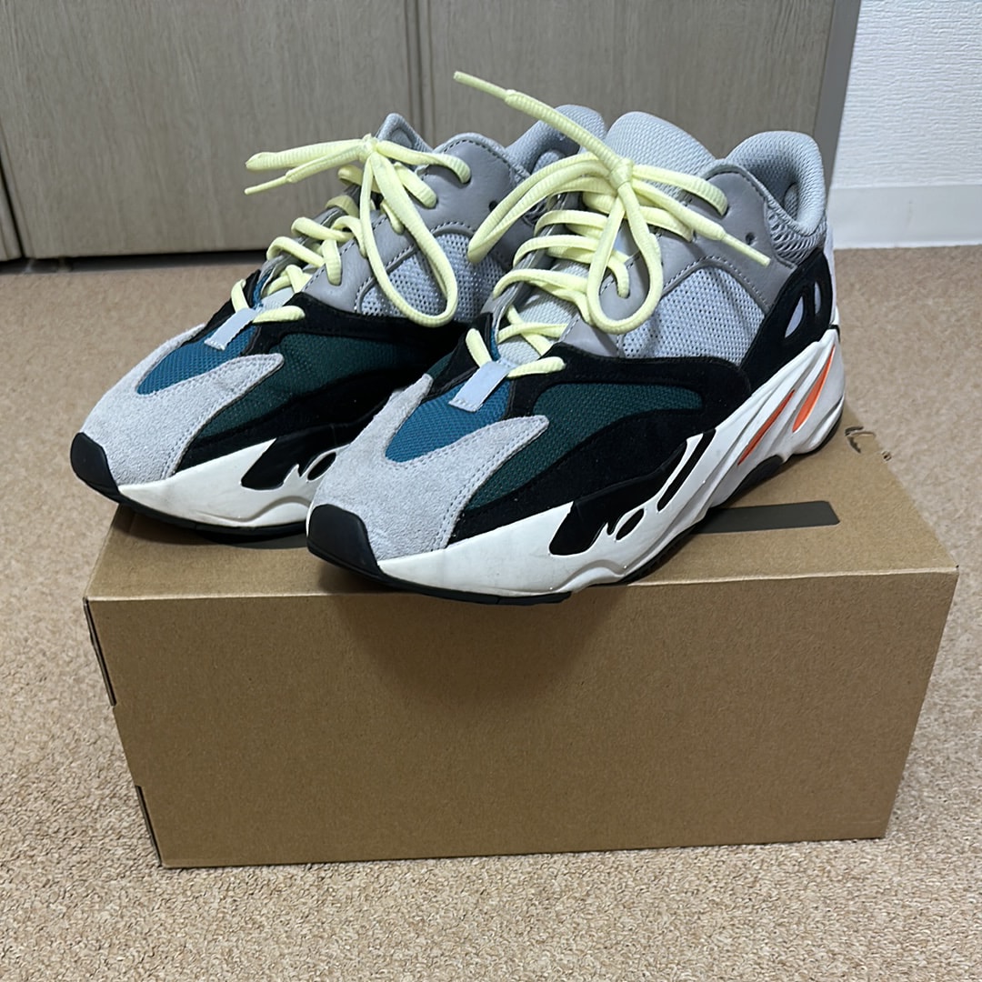 adidas YEEZY Boost 700 "Wave Runner"