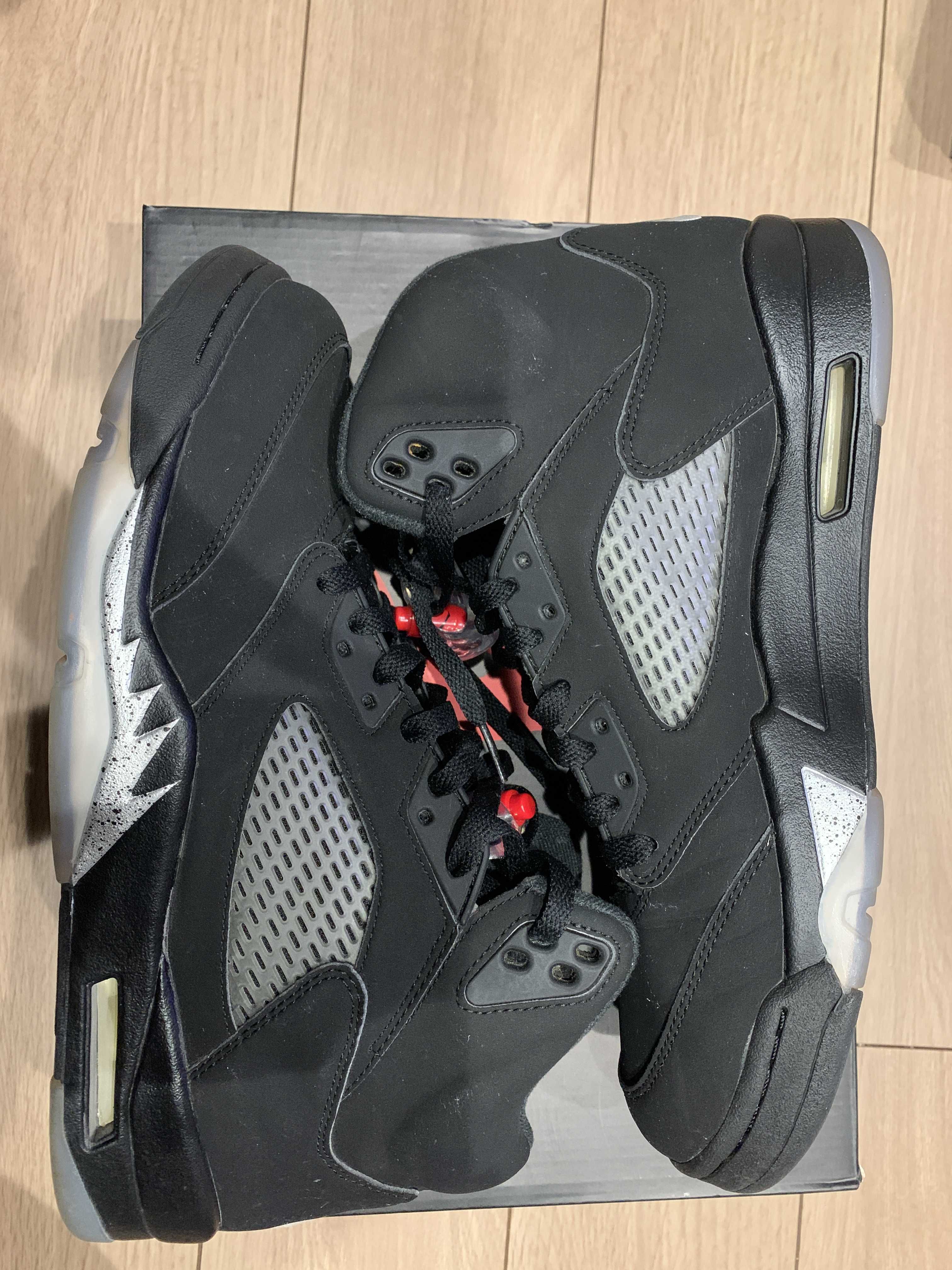 Nike Air Jordan 5 Retro OG "Black/Fire Red/Metallic Silver/White" (2016)