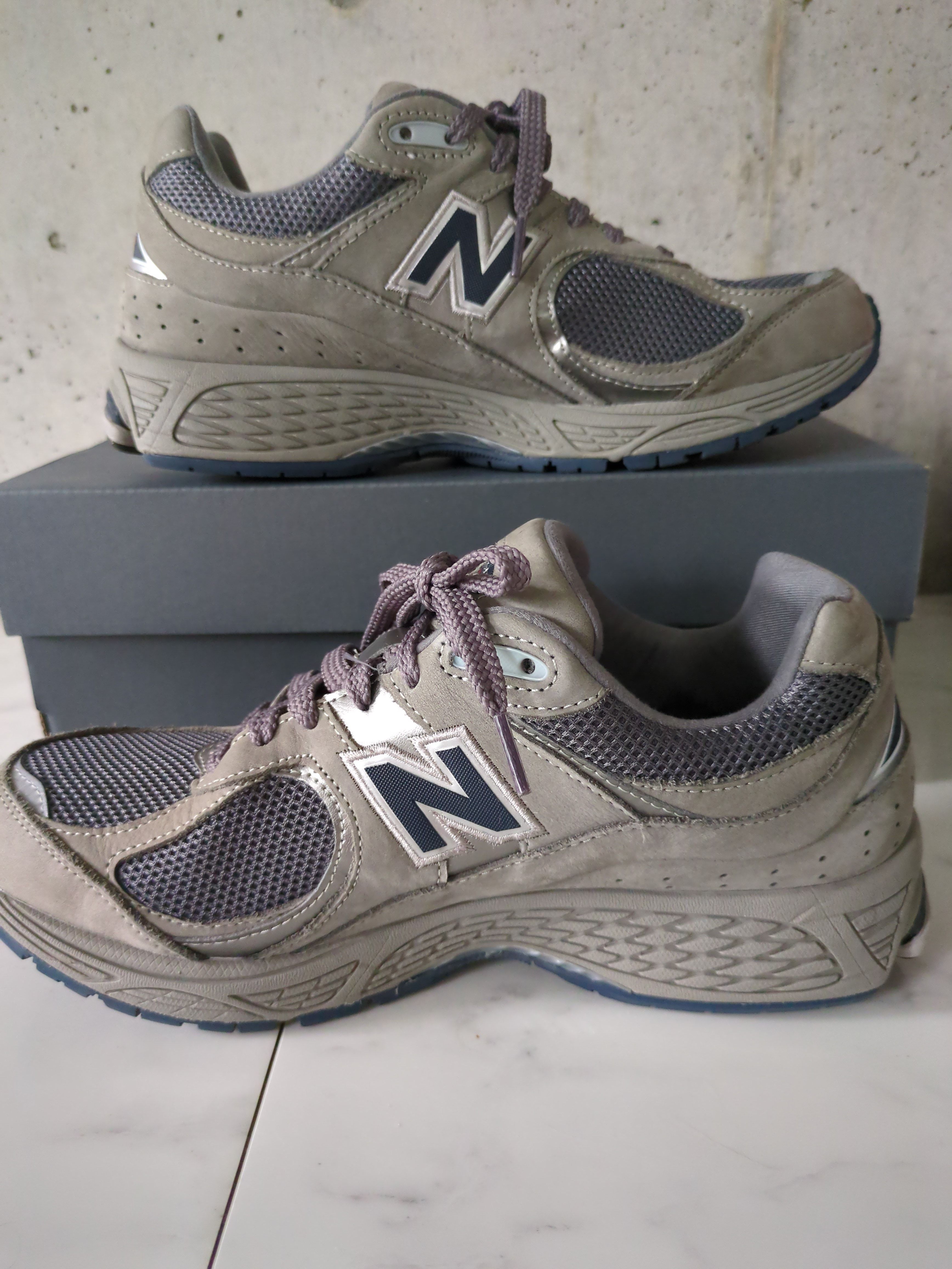 New Balance 2002R "Gray"