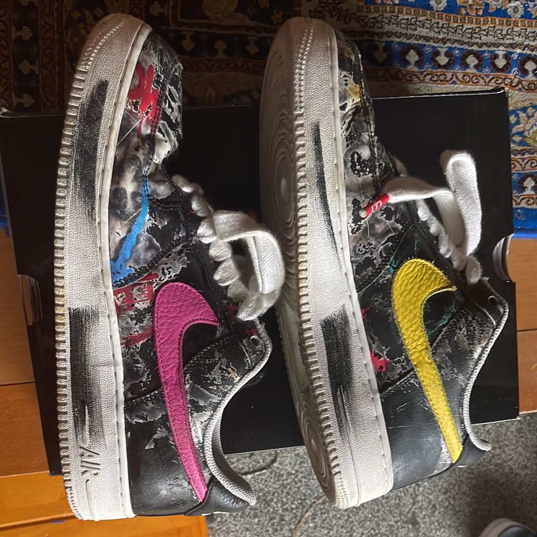 PEACEMINUSONE × Nike Air Force 1 Low '07 Para-Noise 3.0 "Black and Multi-Color" / G-DRAGON