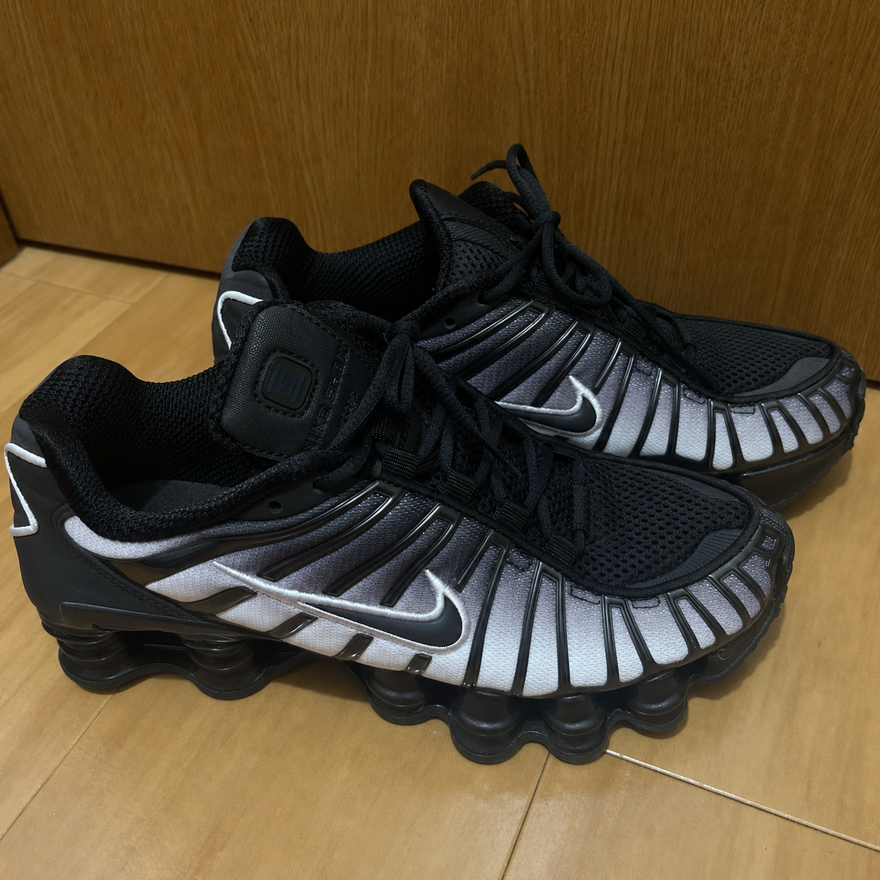 Nike Shox TL "Black/Pure Platinum/White"