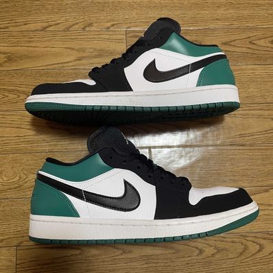 Nike Air Jordan 1 Low "White Black Mystic Green"