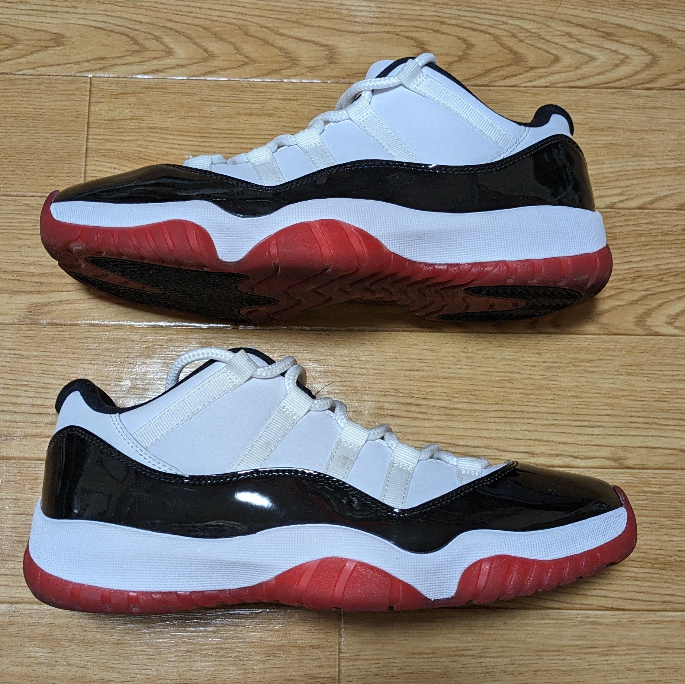 Nike Air Jordan 11 Low "Gym Red"