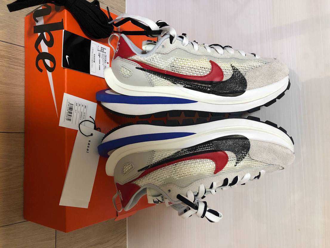 sacai × Nike Vapor Waffle "Royal Fuchsia"